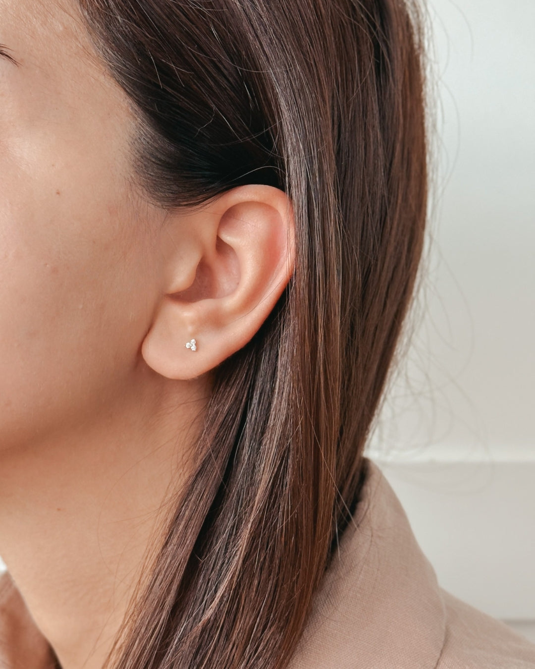 Cercei piercing labret din aur galben Petals - Zirconiu - Indira
